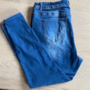 Women’s jeans